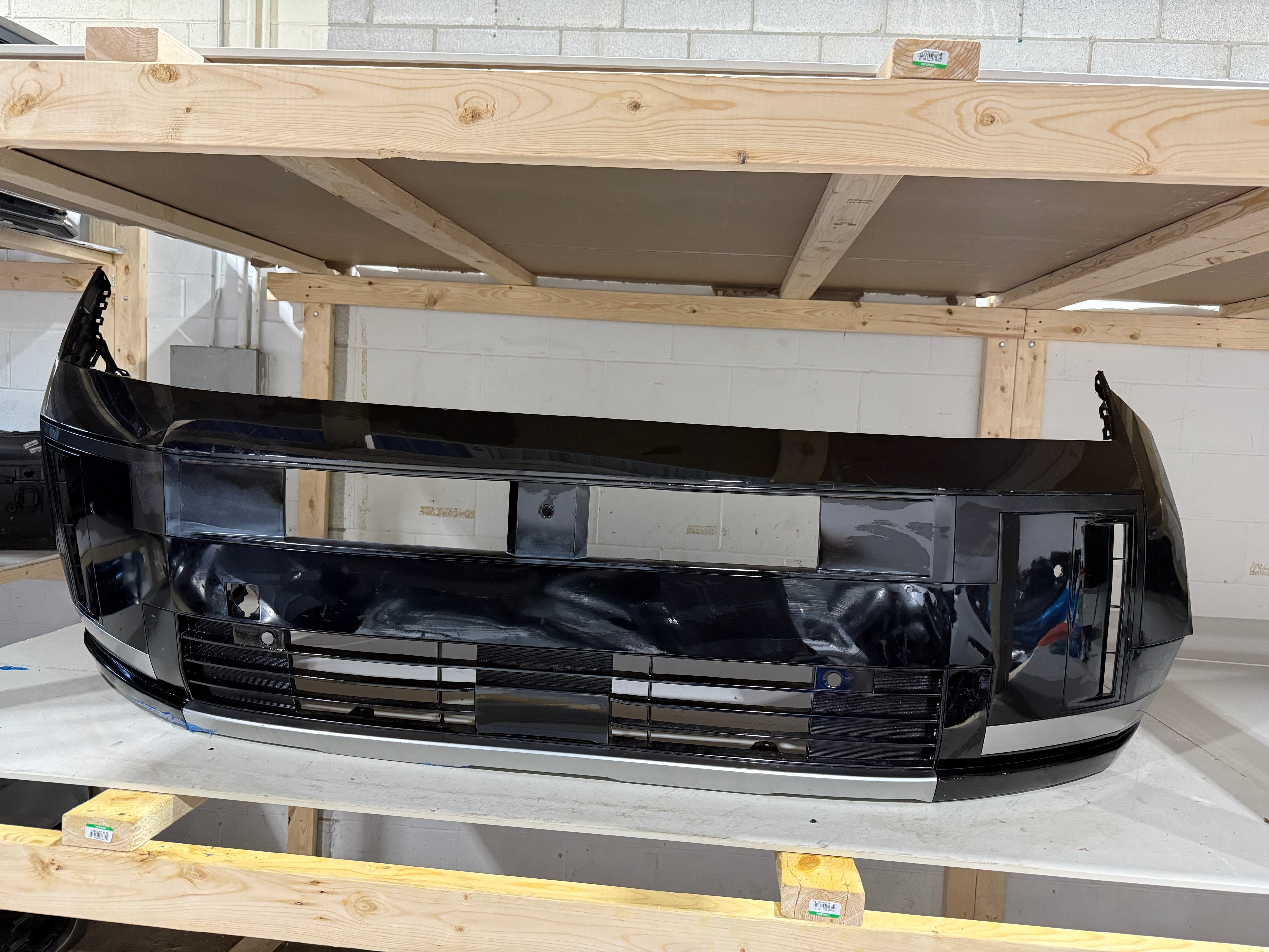 2024, 2025, 2026 Hyundai  Santa-Fe Front Bumper Assembly Limited / (Sensors + Radar)