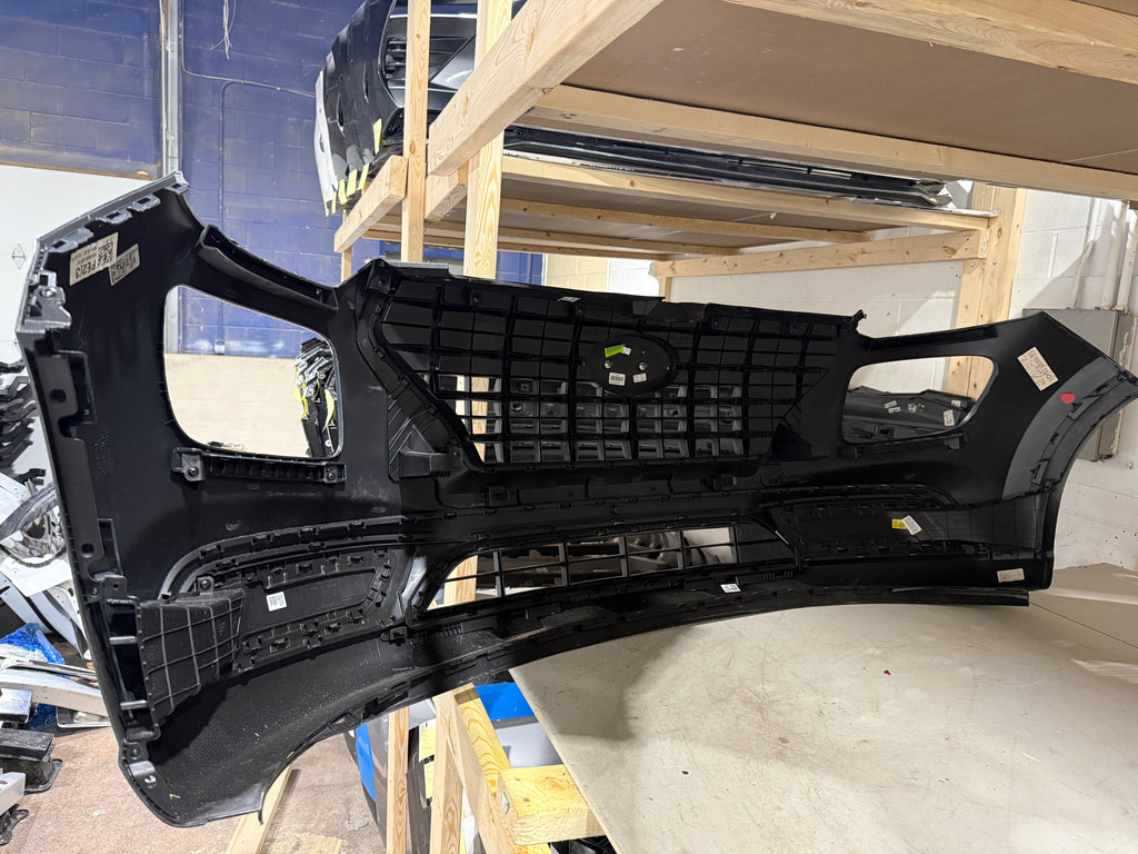 2021, 2022, 2023, 2024, 2025 Hyundai  Venue Front Bumper Assembly Base