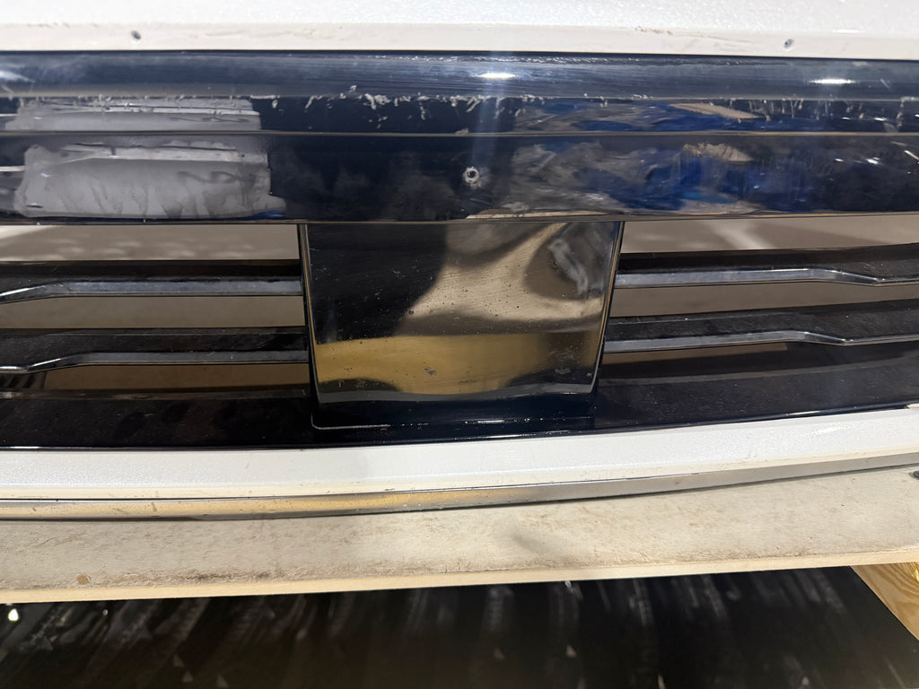 2021, 2022, 2023 KIA Sorento Front Bumper Assembly (Camera + Radar + Sensors)