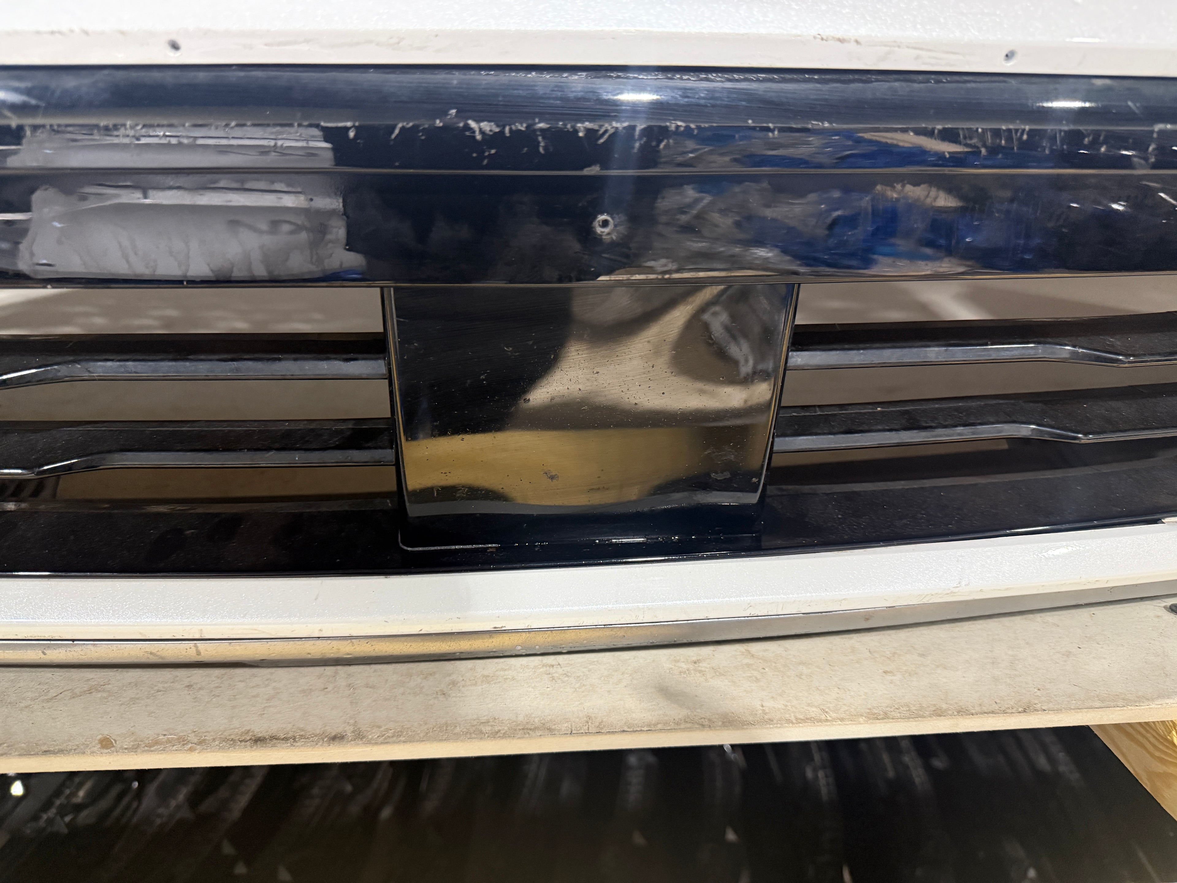 2021, 2022, 2023 KIA Sorento Front Bumper Assembly (Camera + Radar + Sensors)
