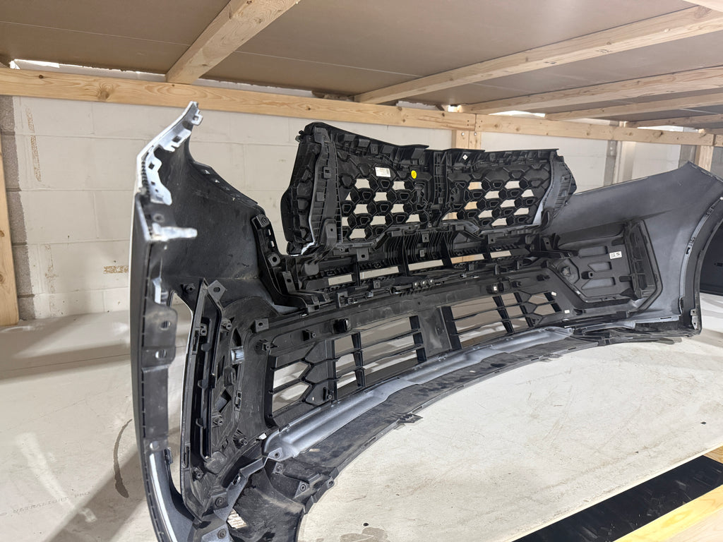 2021, 2022, 2023 KIA Sorento Front Bumper Assembly (Camera + Radar + Sensors)