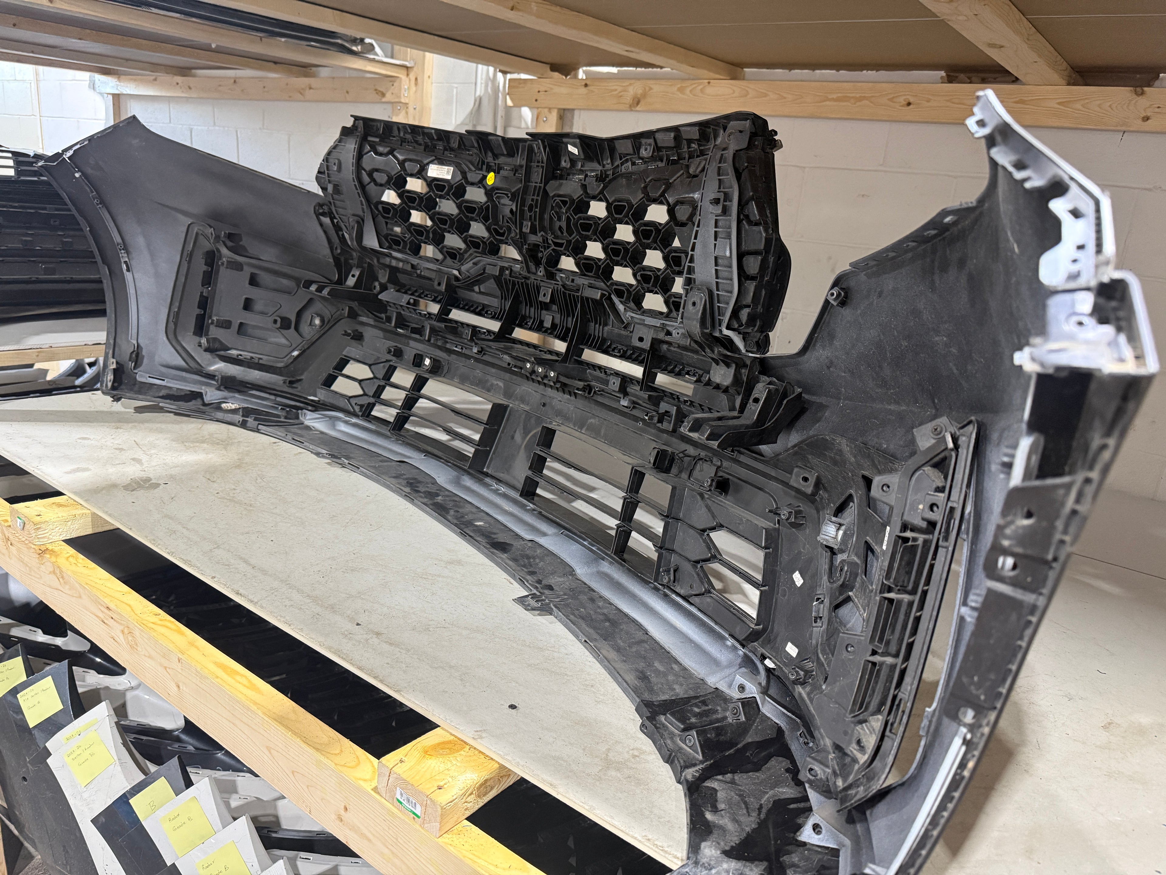 2021, 2022, 2023 KIA Sorento Front Bumper Assembly (Camera + Radar + Sensors)