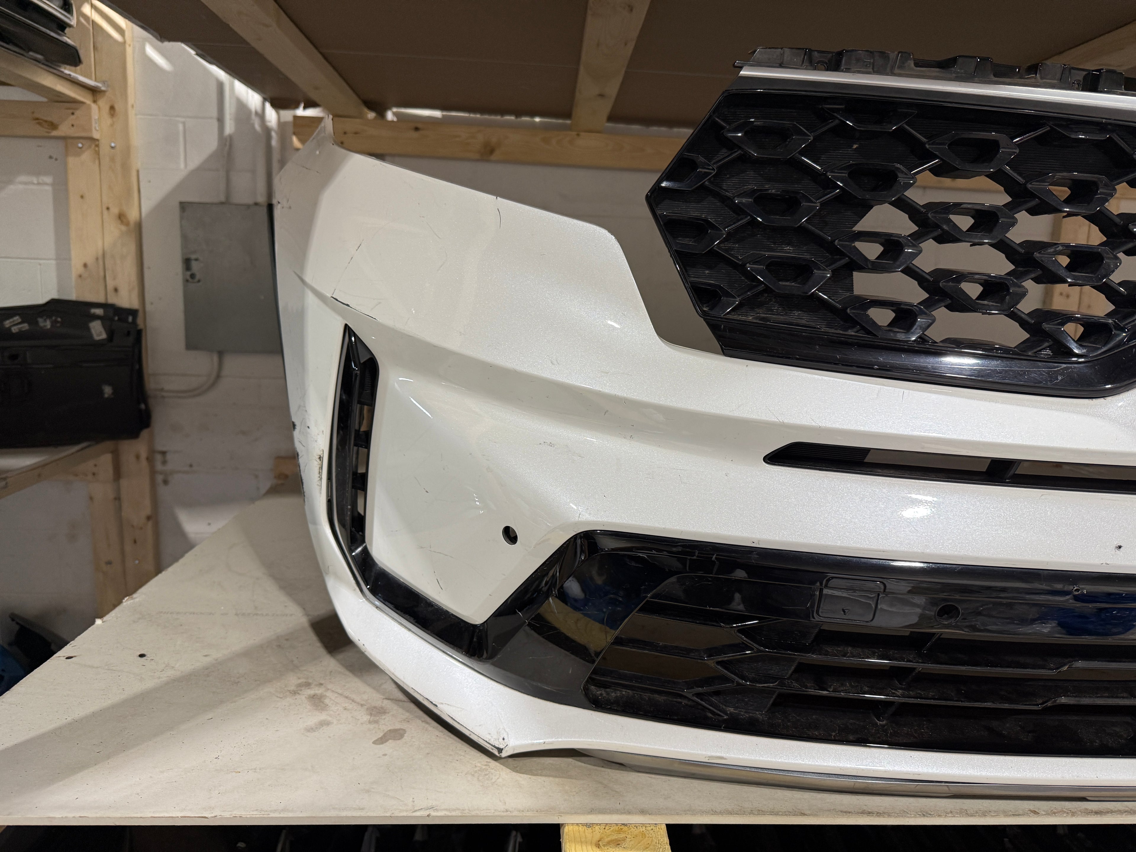 2021, 2022, 2023 KIA Sorento Front Bumper Assembly (Radar + Sensors)