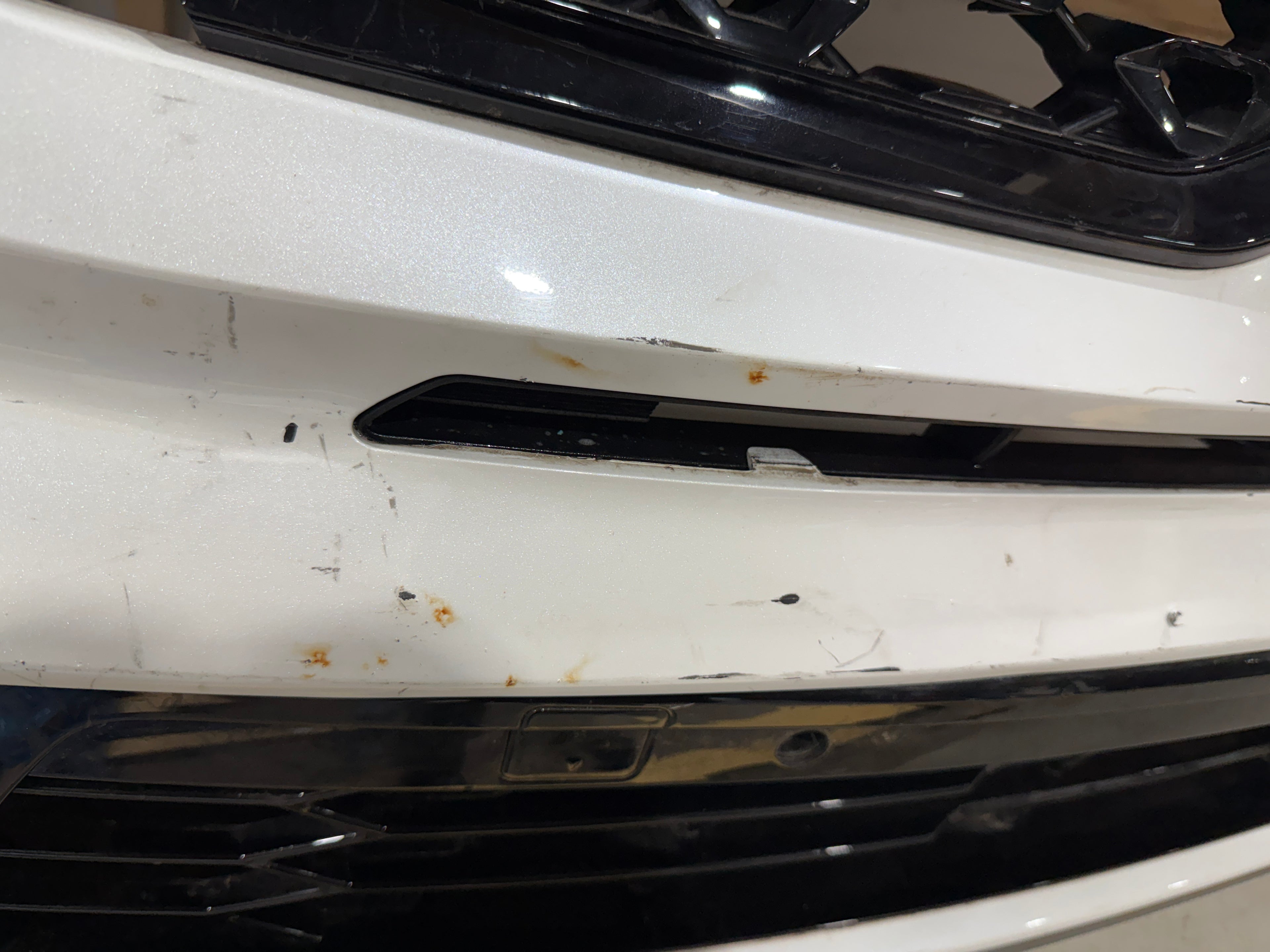 2021, 2022, 2023 KIA Sorento Front Bumper Assembly (Camera + Sensors)