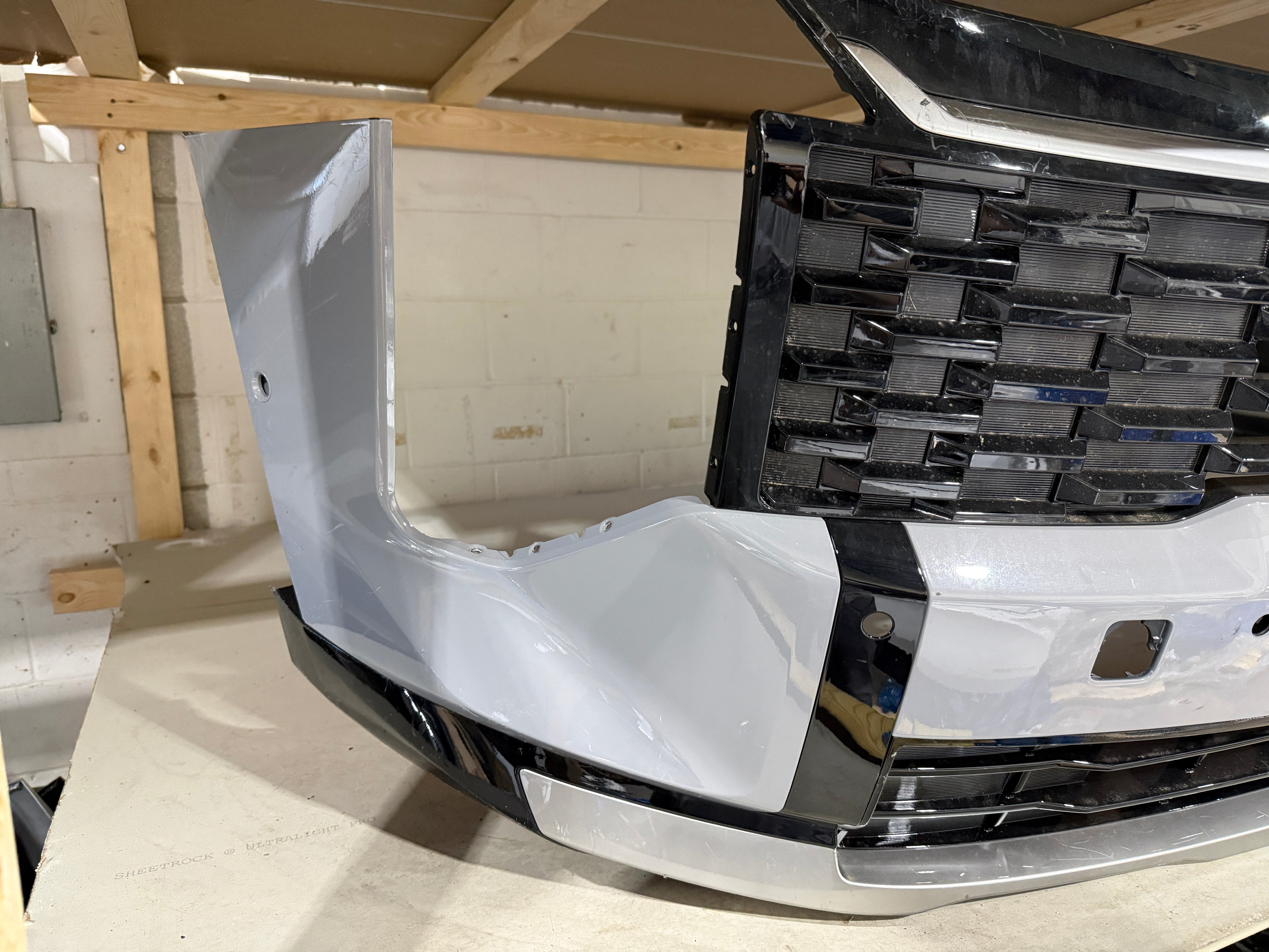 2026 KIA Sportage Front Bumper Assembly SX (Cam/ Radar/ Sensor) (No Fog Lights)