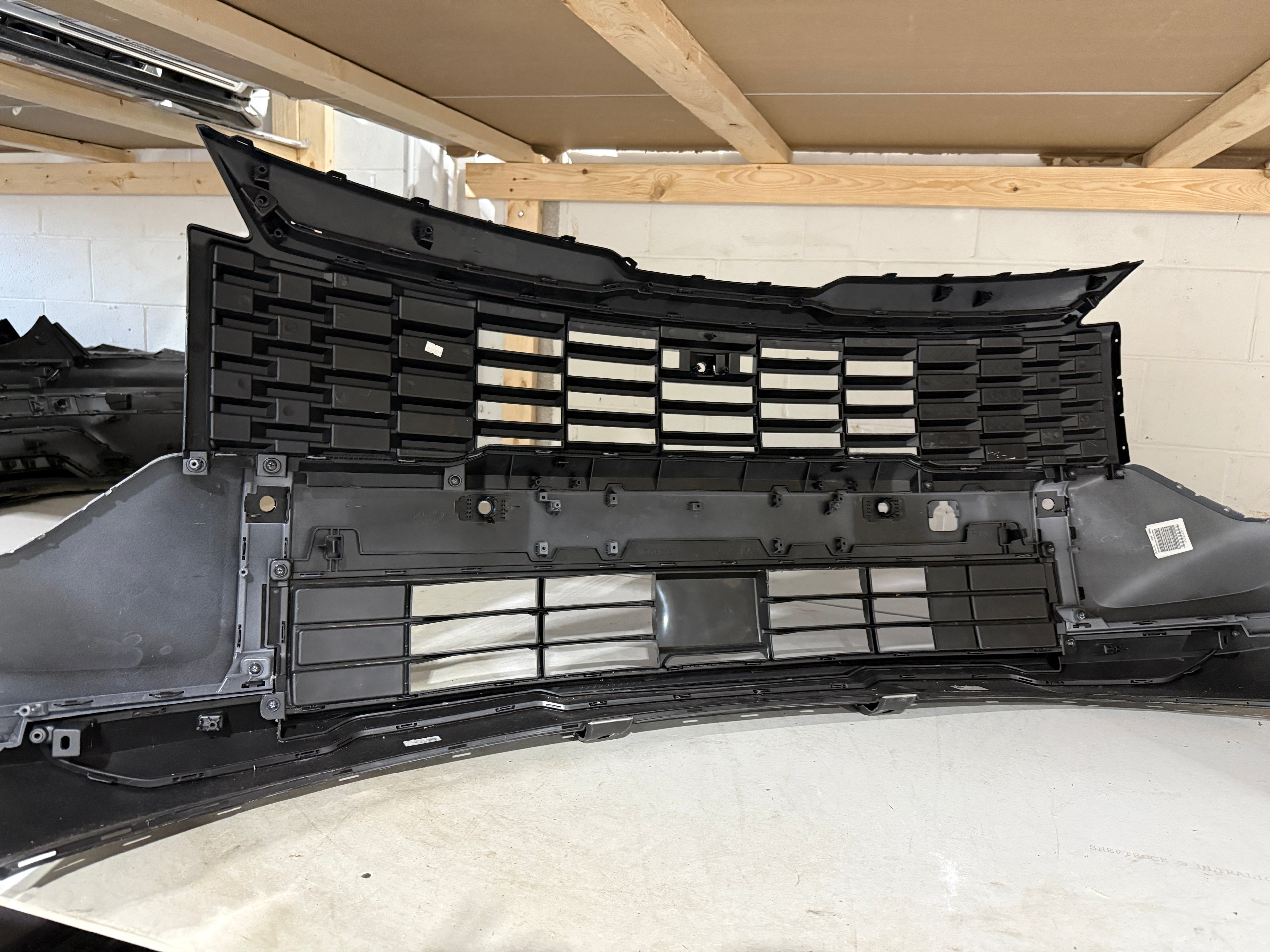 2026 KIA Sportage Front Bumper Assembly SX (Cam/ Radar/ Sensor) (No Fog Lights)