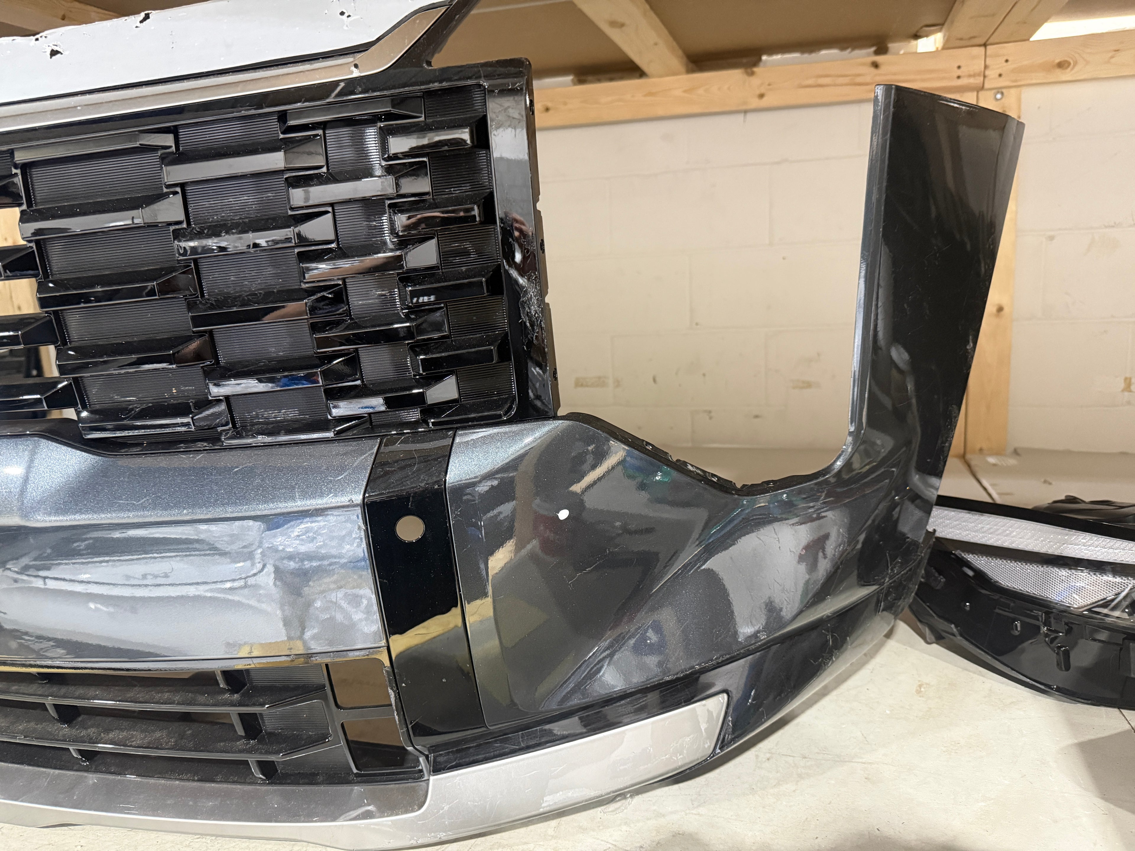 2026 KIA Sportage Front Bumper Assembly SX (Radar only)