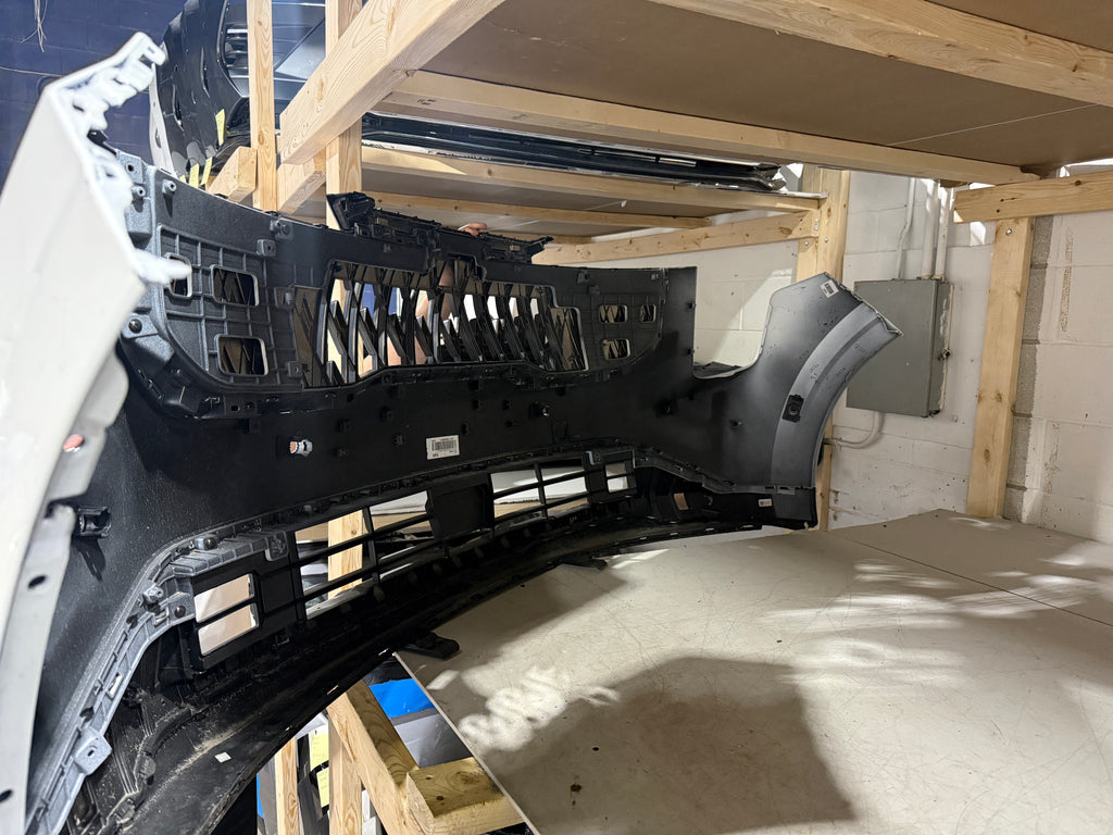 2025 KIA Carnival Front Bumper Assembly (Camera/Sensors/Radar)