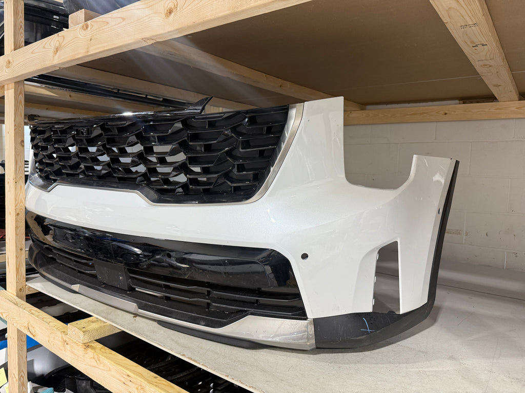 2025 KIA Sorento Front Bumper Assembly (Radar + Camera + Sensors)