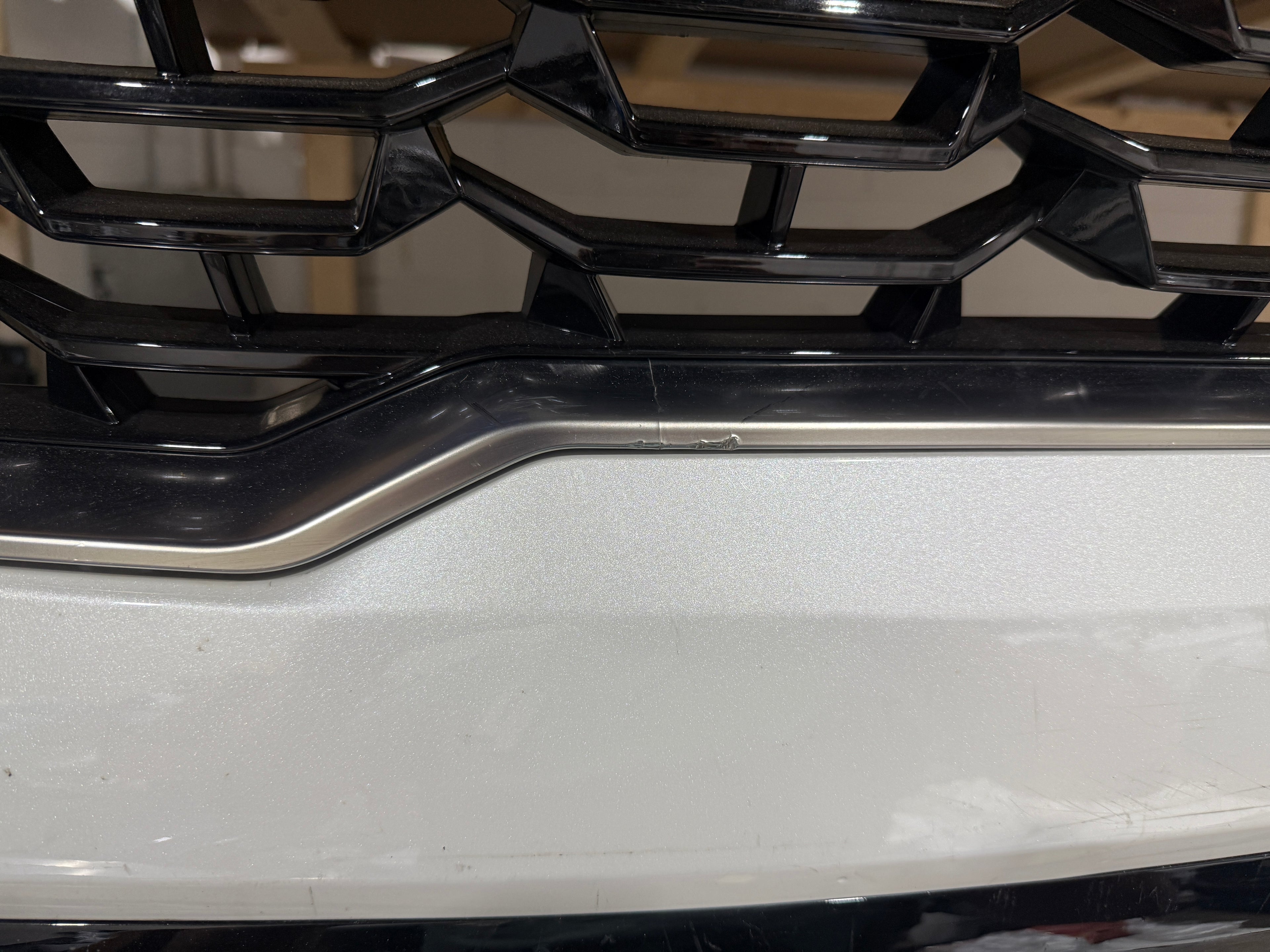 2025 KIA Sorento Front Bumper Assembly (Radar + Camera + Sensors)