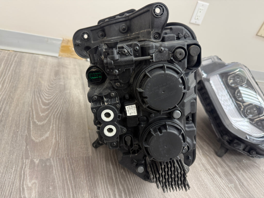 2020, 2021, 2022 Hyundai  Palisade Headlight Pair Full LED (3 Lens)