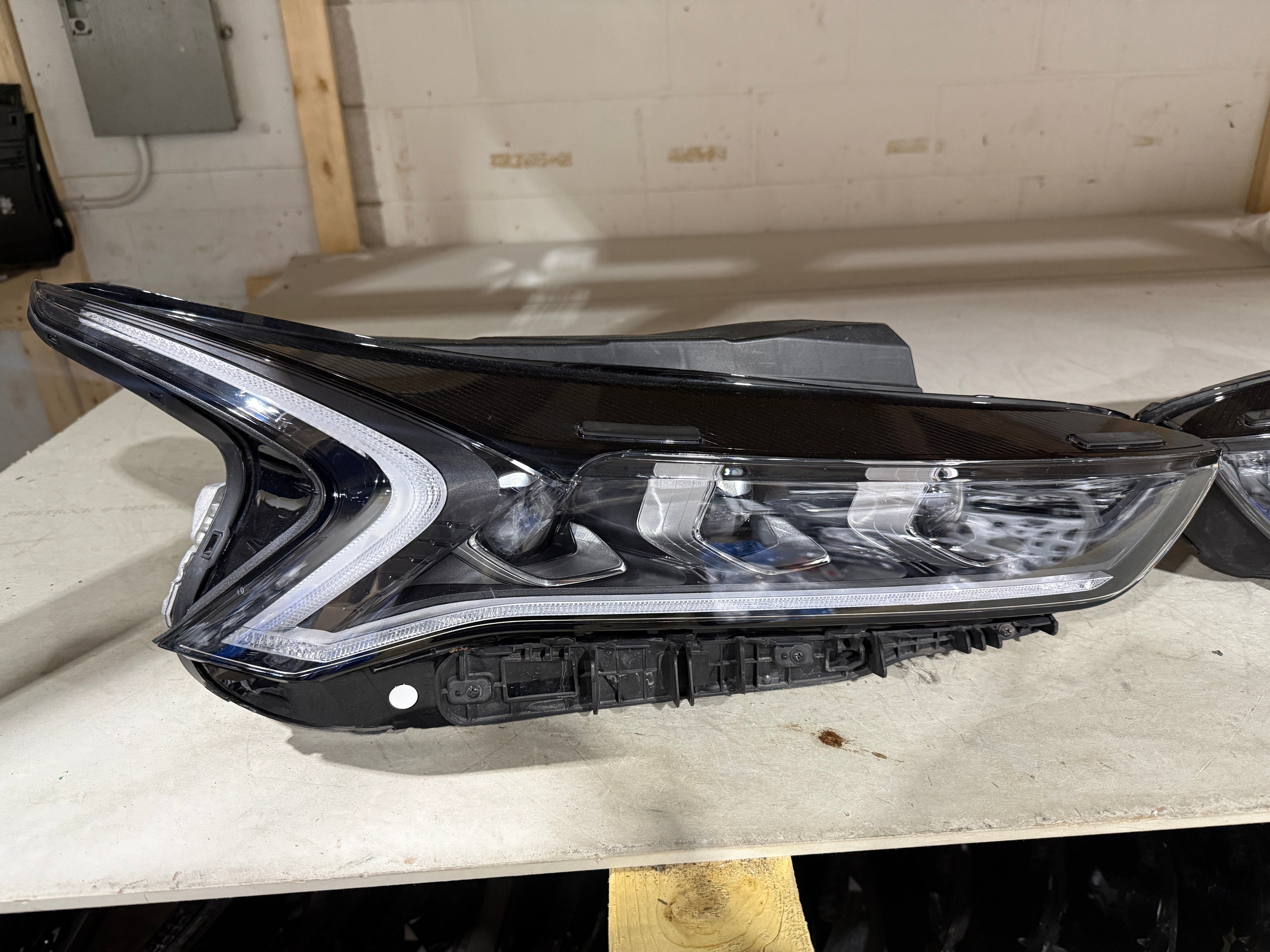 2021, 2022, 2023, 2024 KIA K5 Headlight Pair Full LED (3 Lenses)