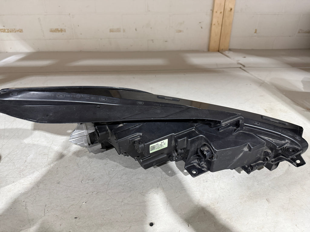 2021, 2022, 2023, 2024 KIA K5 Headlight Pair Reflector