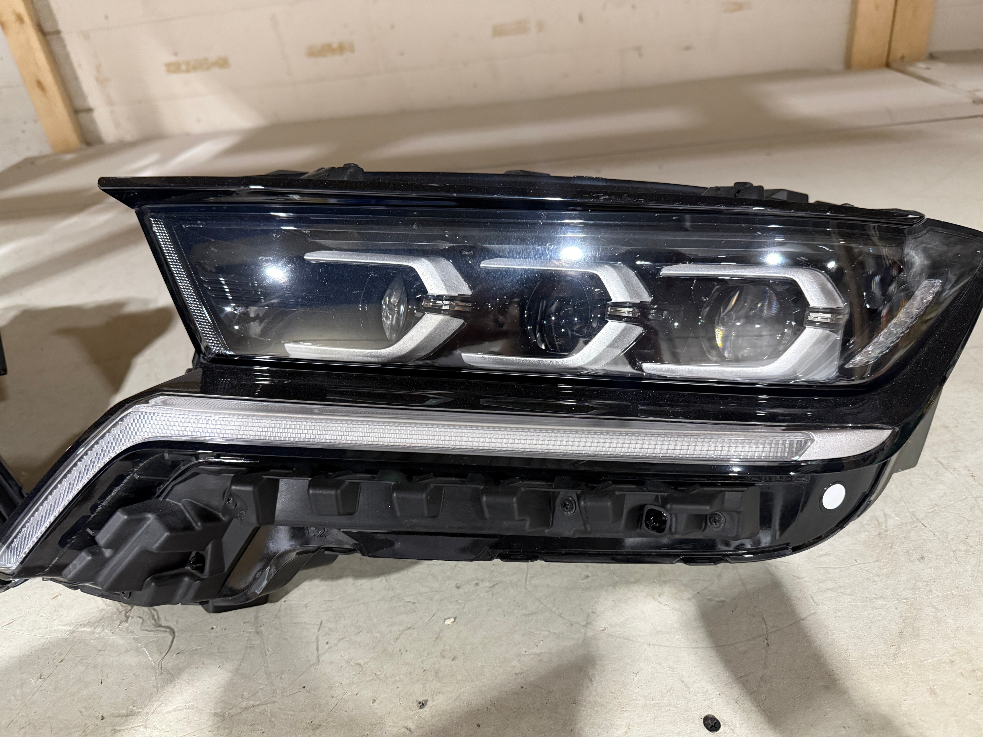 2021, 2022, 2023 KIA Sorento Headlight Pair Full LED