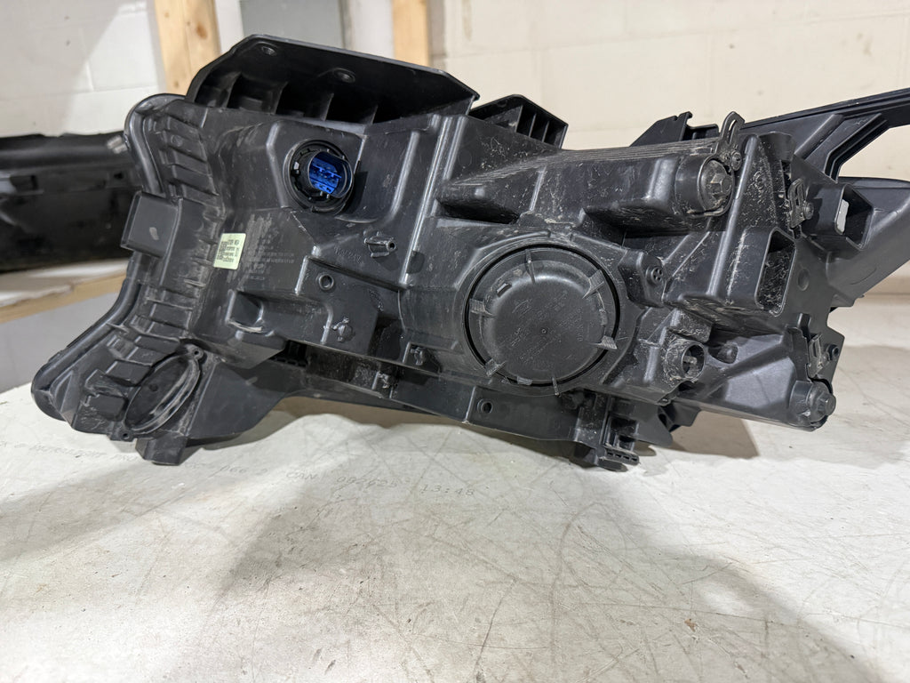 2021, 2022, 2023 KIA Sorento Headlight Pair Full LED