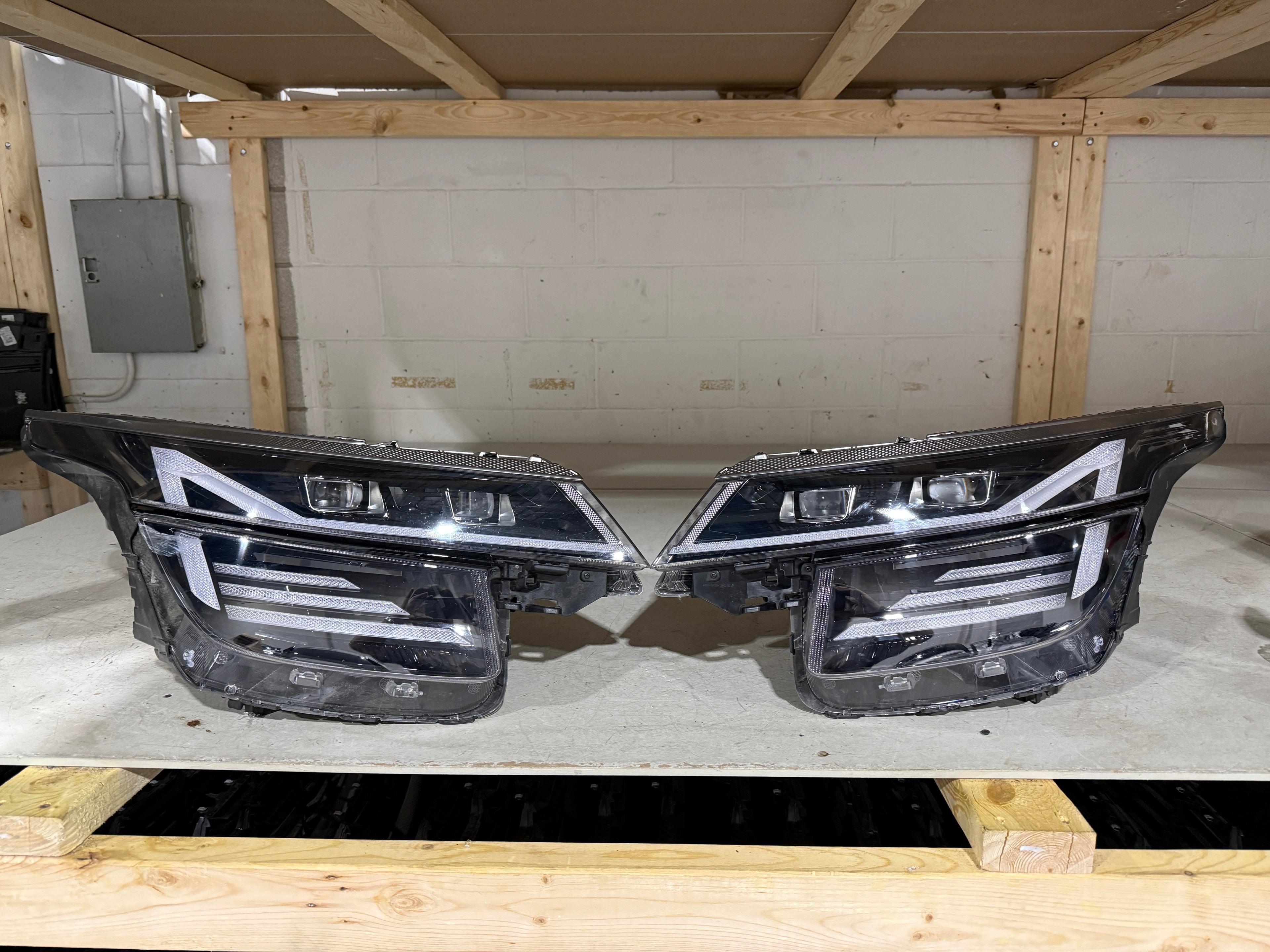 2024, 2025, 2026 KIA Seltos  Headlight Pair Full LED (2 Lens)
