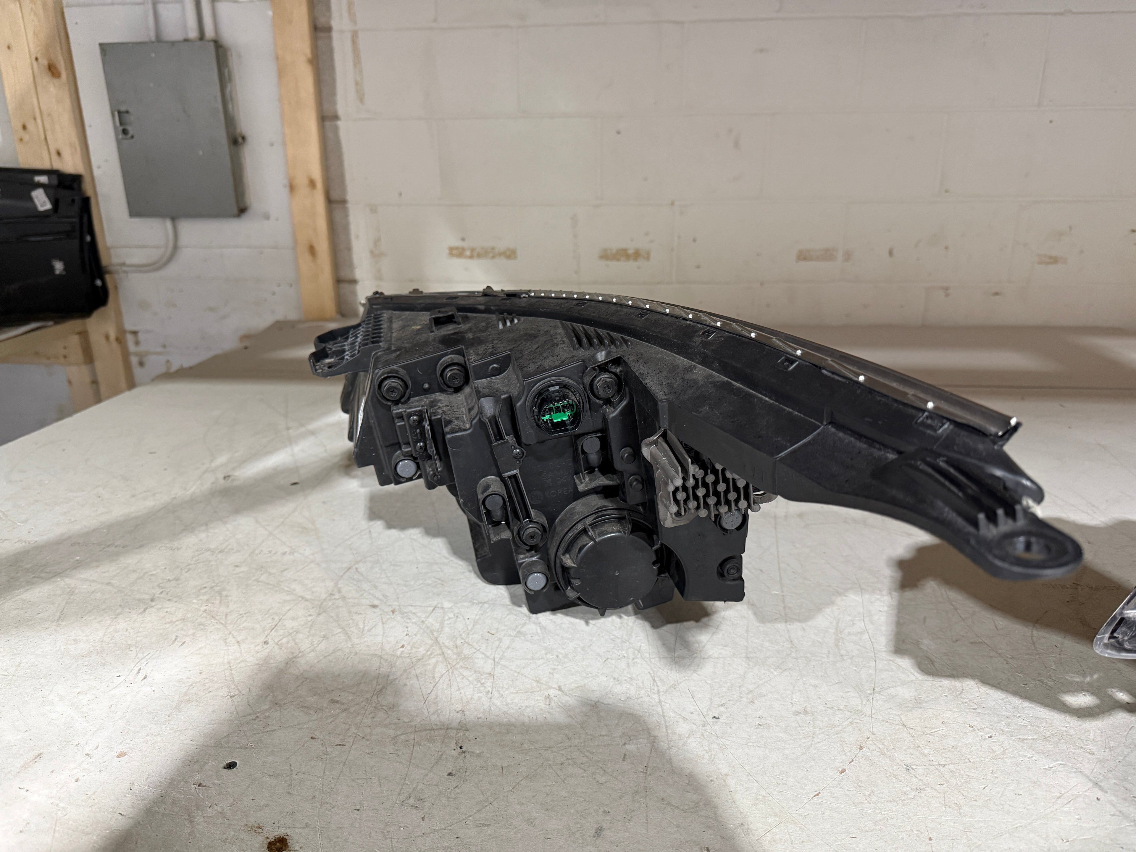 2024, 2025, 2026 KIA Seltos  Headlight Pair Full LED (2 Lens)