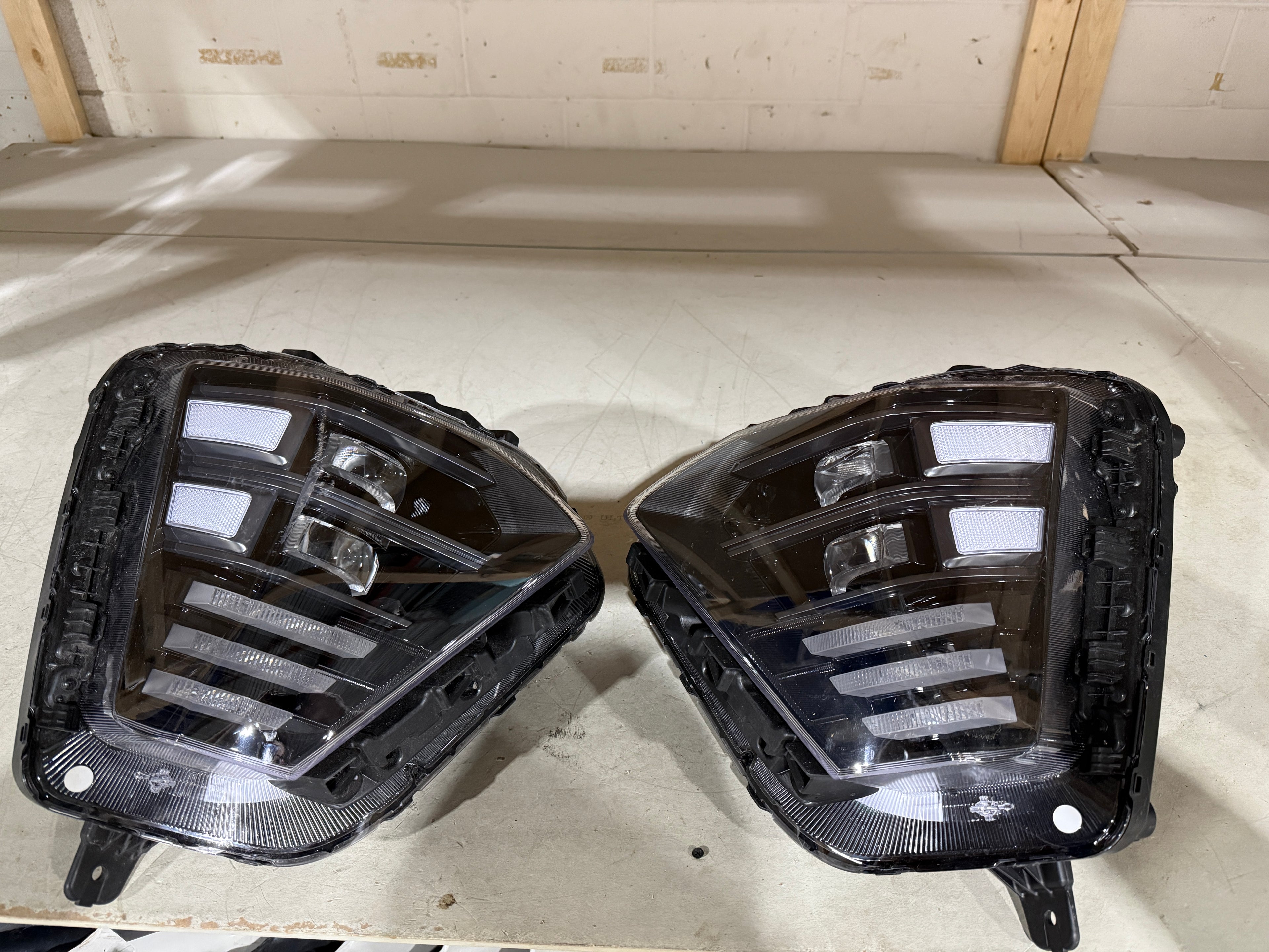 2024, 2025, 2026 Hyundai  Kona Headlight Pair Full LED