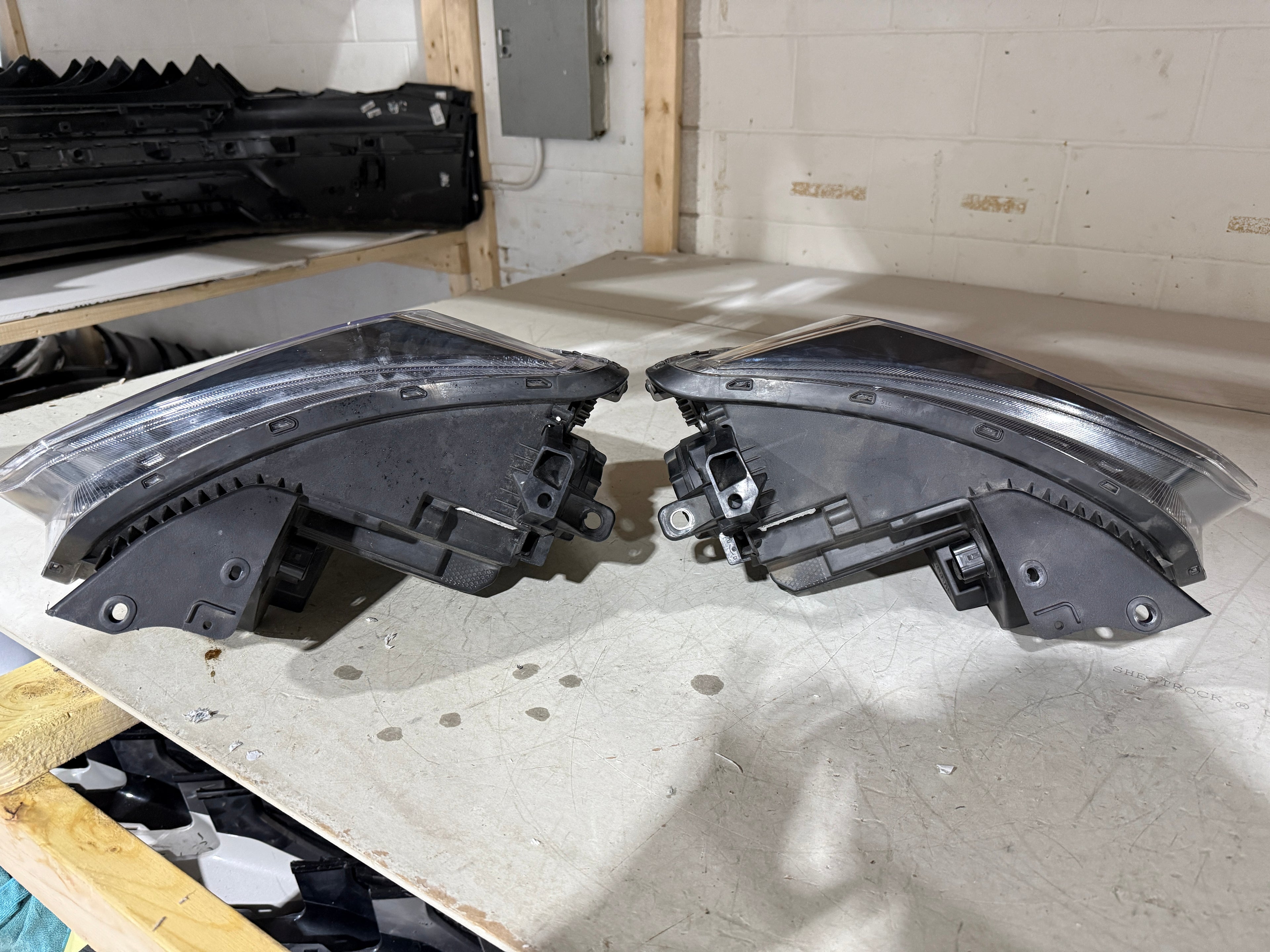 2024, 2025, 2026 KIA Niro Headlight Pair Full LED