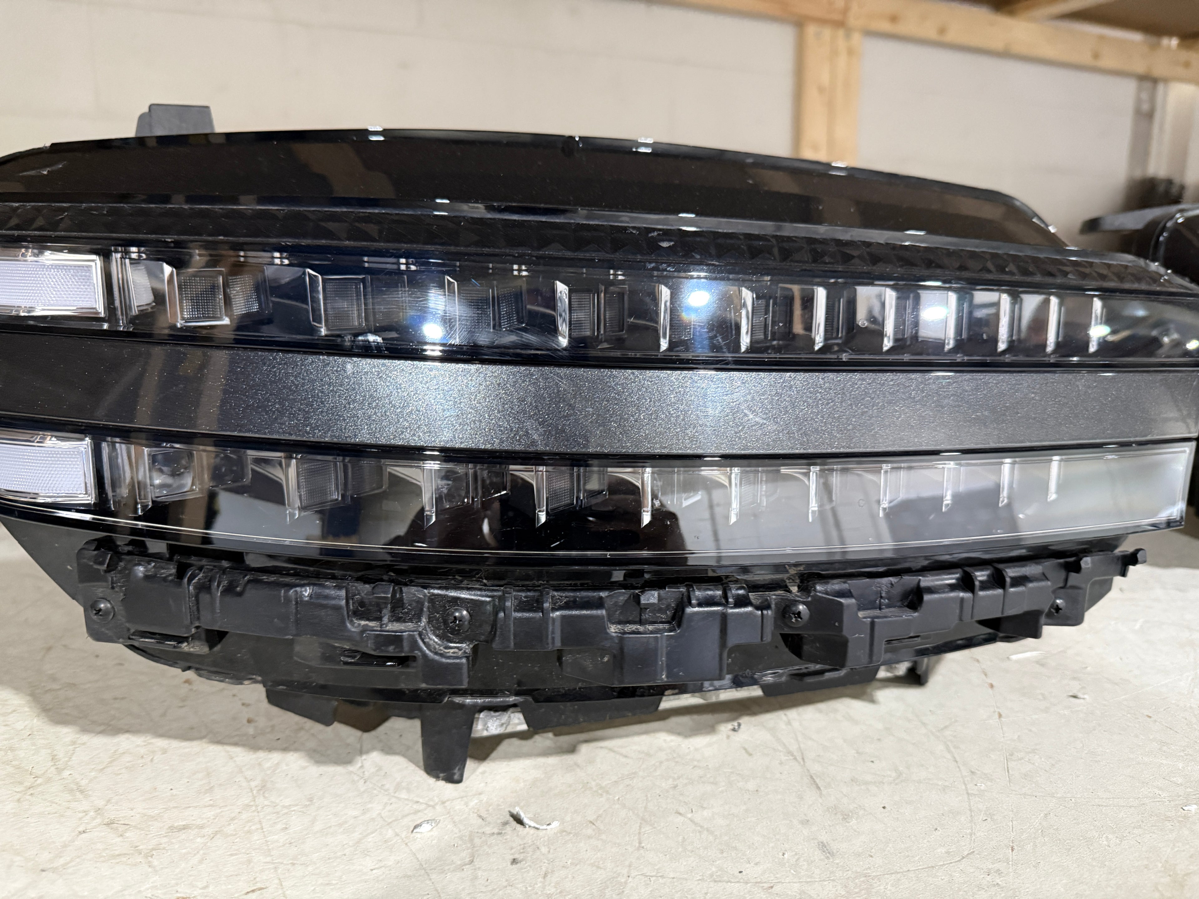 2023, 2024, 2025, 2026 Genesis  G90 Headlight Pair Full LED (12 Lens)