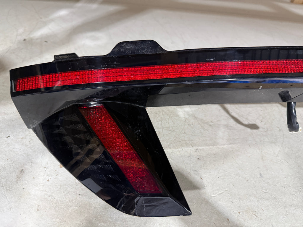2022, 2023, 2024 Hyundai  Tucson Trunk Mounted Centre 3rd Break Light (Tail-Light) (Camera and License Plate Lights Included)