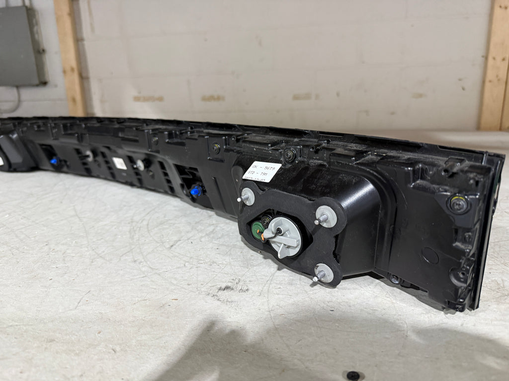 2024, 2025, 2026 Hyundai  Sonata  Trunk Mounted Centre 3rd Break Light (Tail-Light) Middle Tail-Light