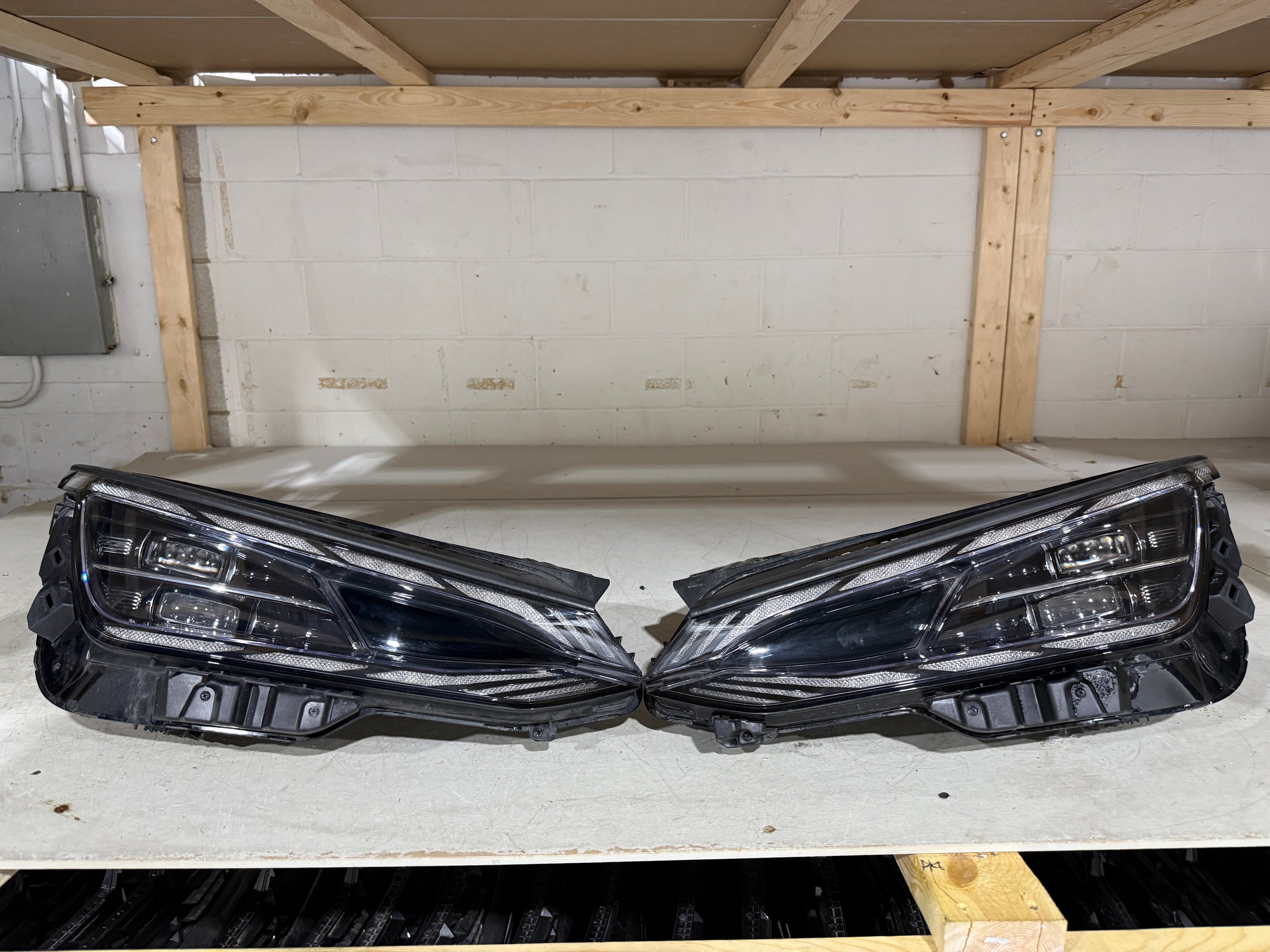 2022, 2023, 2024 KIA EV6 Headlight Pair Full LED