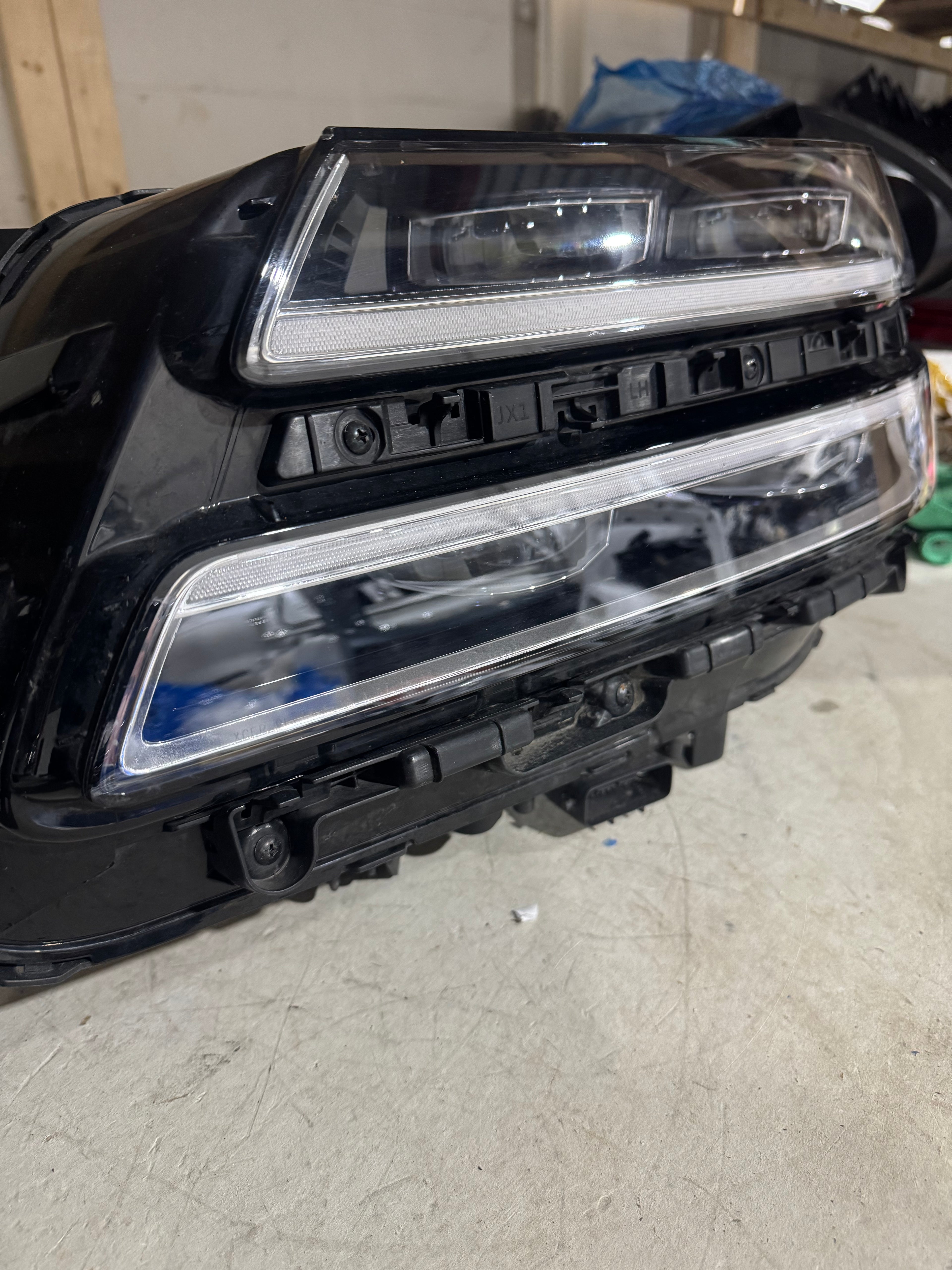 2022, 2023 Genesis  GV80 Headlight Pair Full LED
