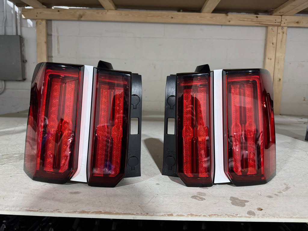 2021, 2022, 2023, 2024 KIA Sorento Tail Light Pair