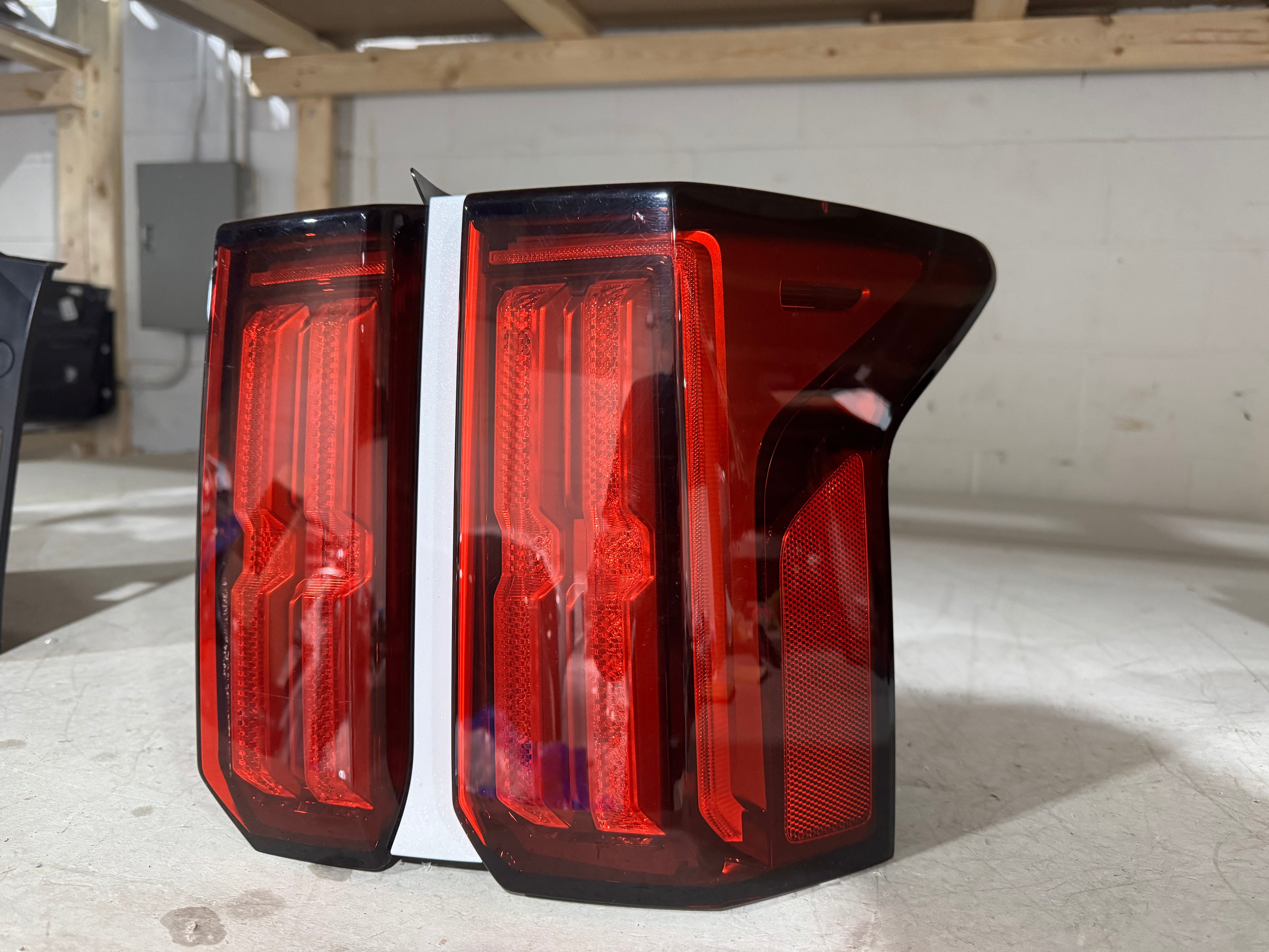 2021, 2022, 2023, 2024 KIA Sorento Tail Light Pair