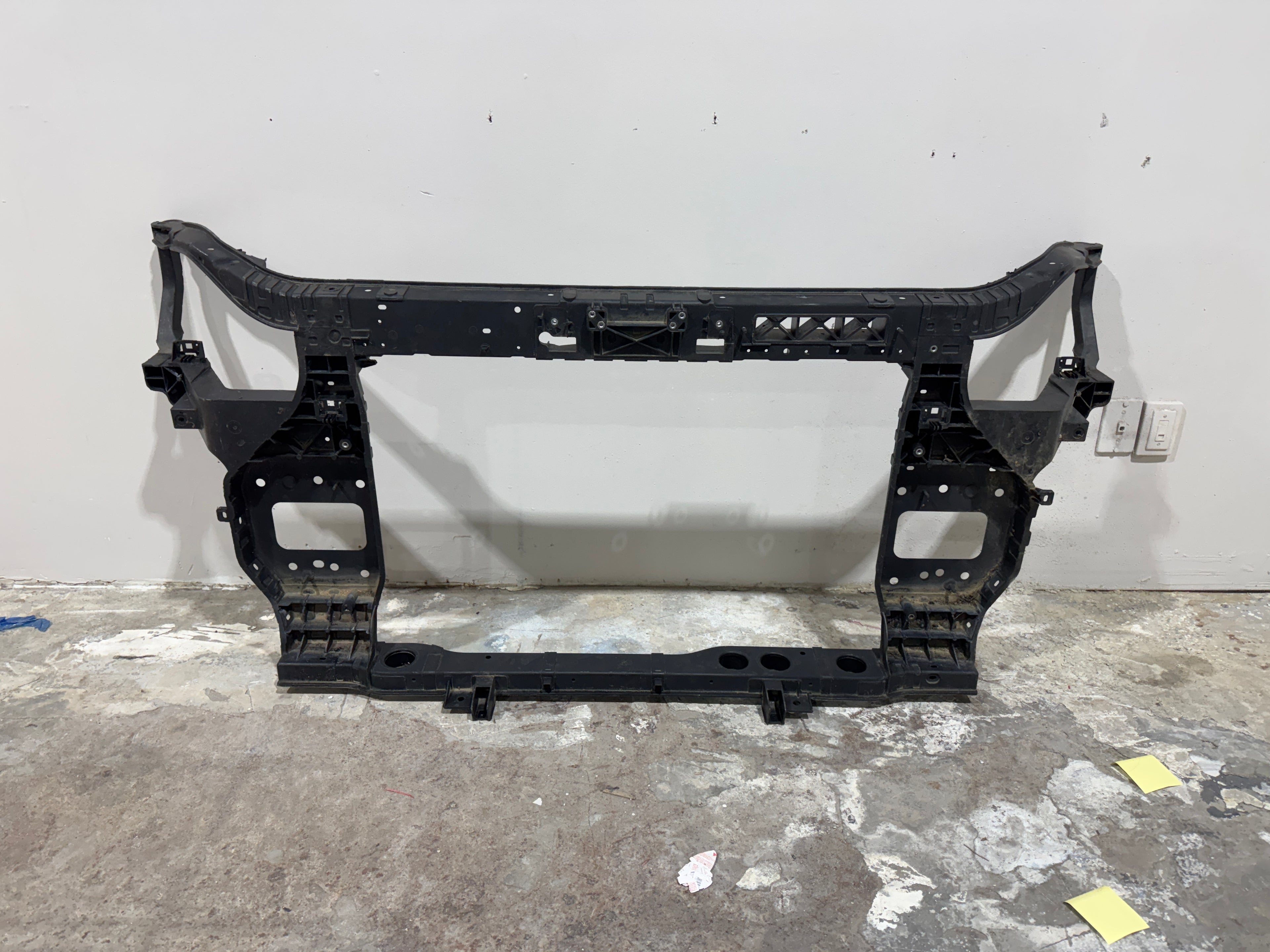 2021, 2022, 2023, 2024 KIA Carnival Core Radiator Support