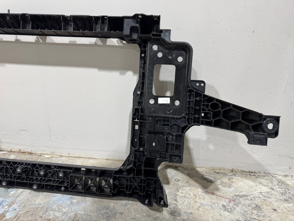 2024, 2025, 2026 KIA Seltos  Core Radiator Support