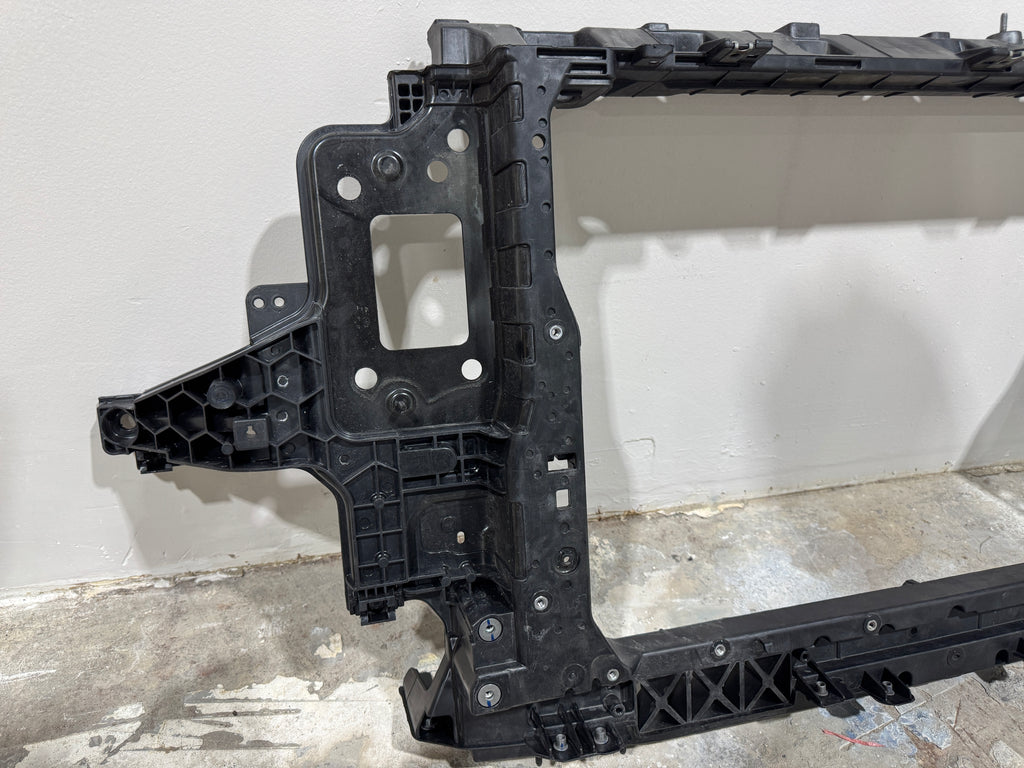 2024, 2025, 2026 KIA Seltos  Core Radiator Support