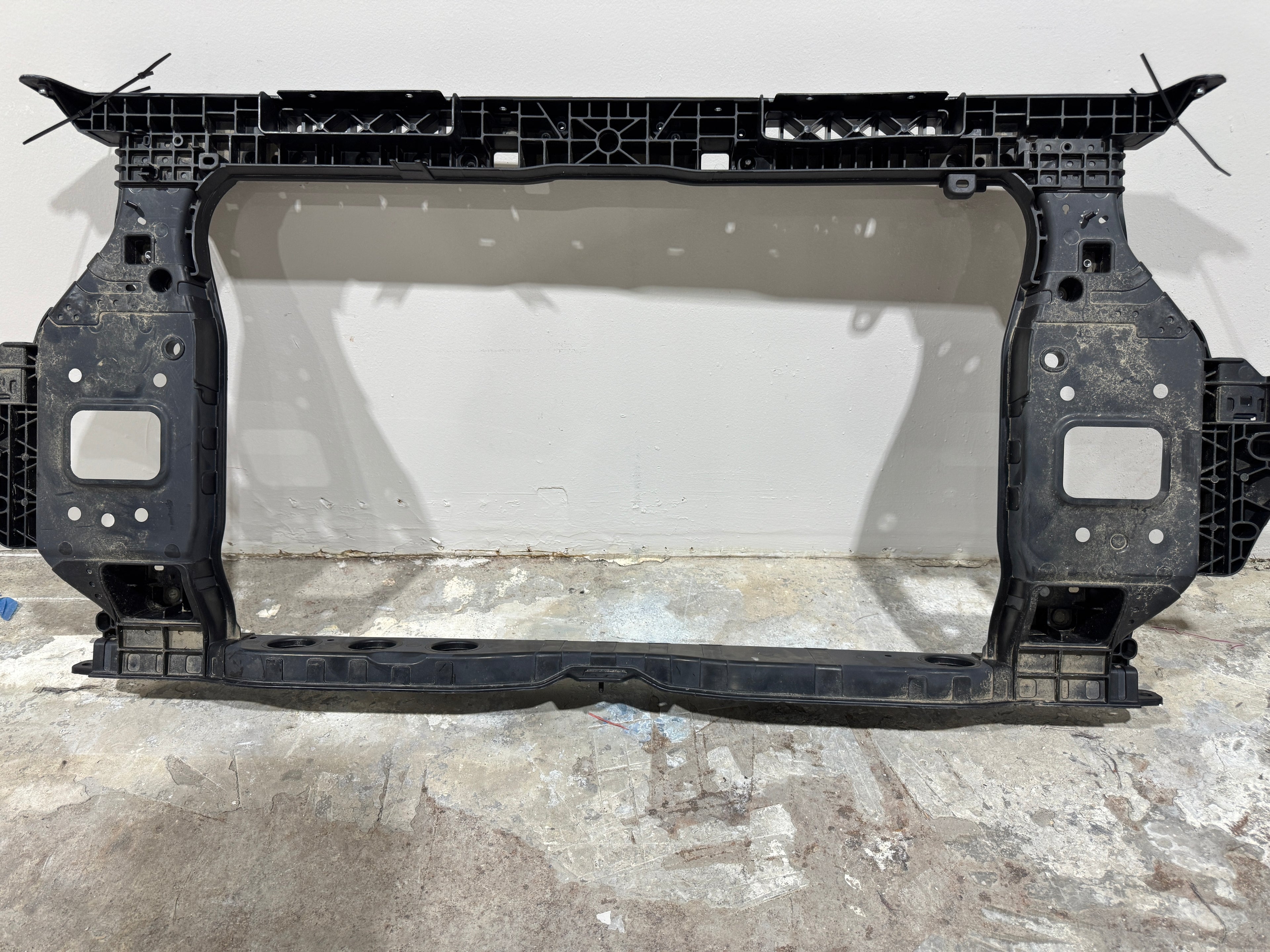 2023, 2024, 2025 KIA Sportage Core Radiator Support