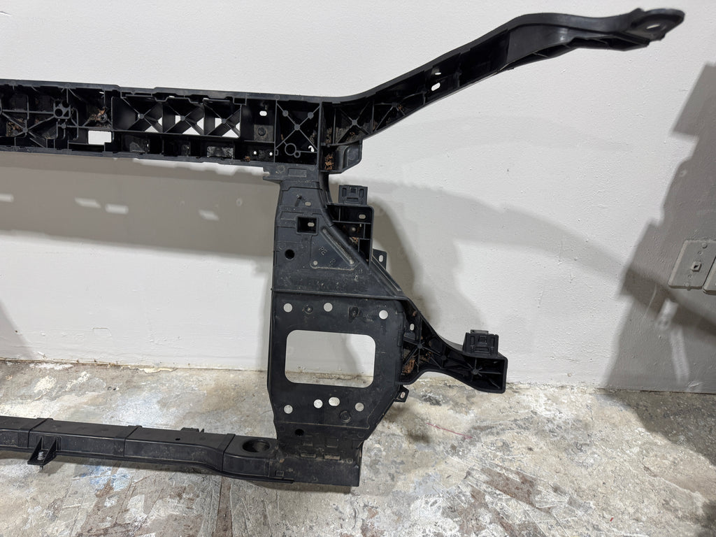 2025 KIA Carnival Core Radiator Support