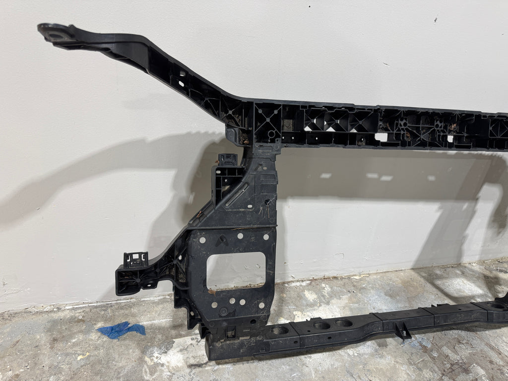 2025 KIA Carnival Core Radiator Support