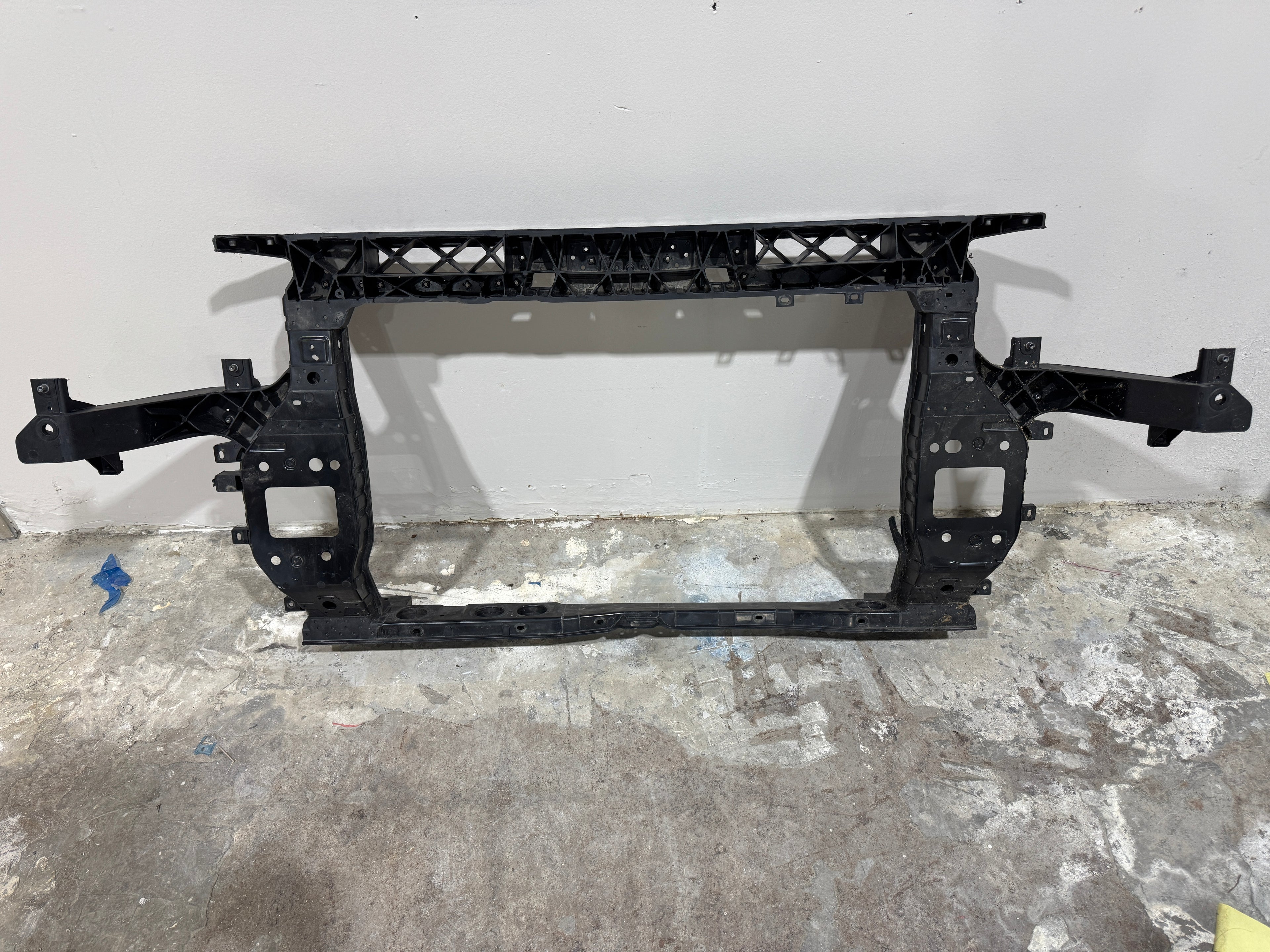 2021, 2022, 2023, 2024 KIA Sorento Core Radiator Support