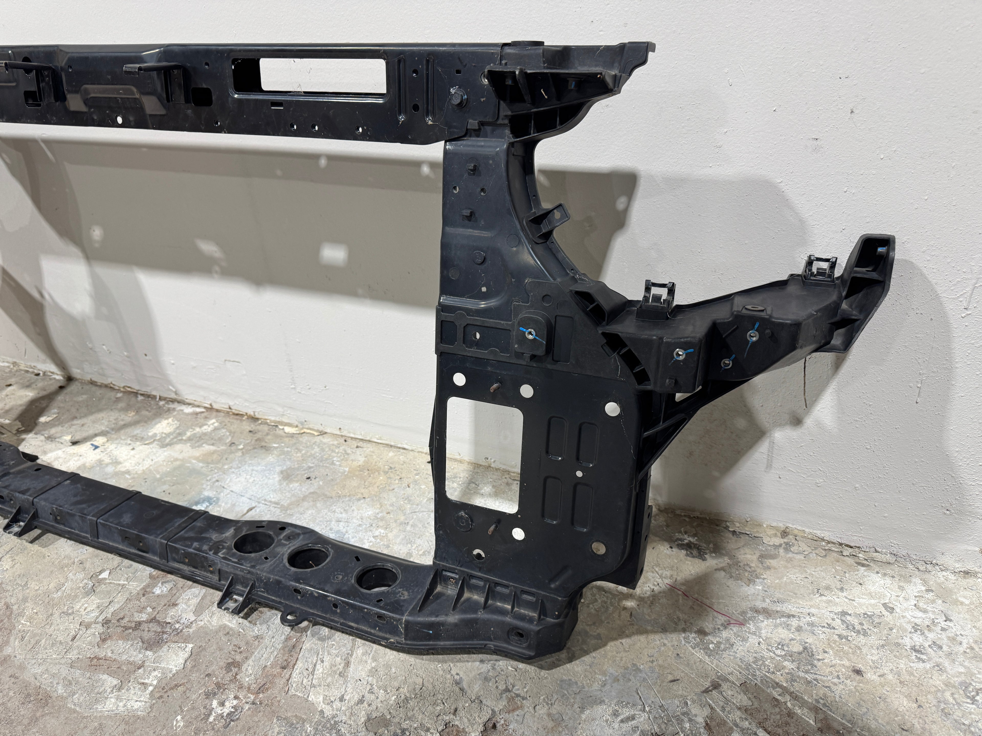 2018, 2019, 2020, 2021 KIA Sedona Core Radiator Support