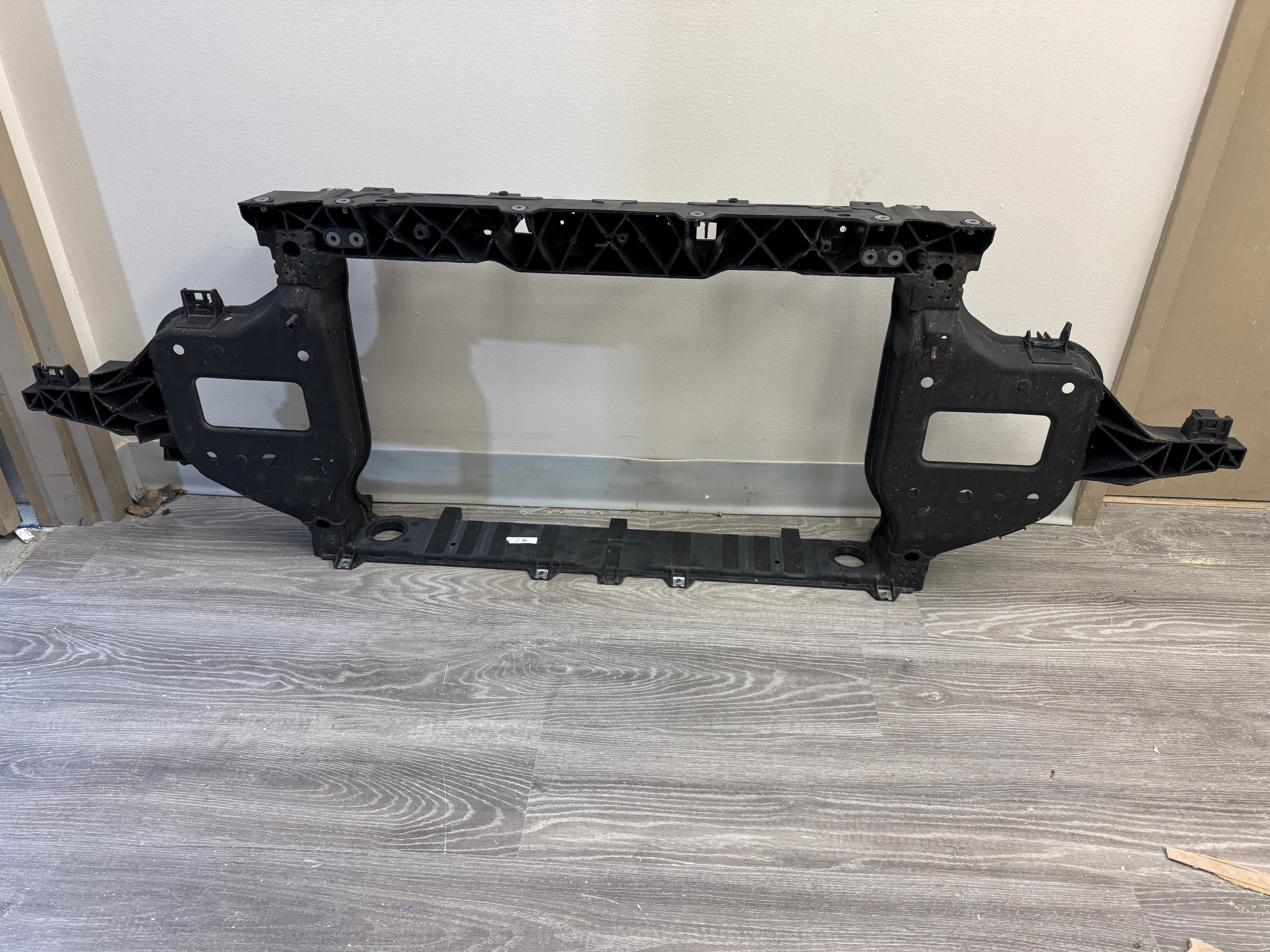 2022, 2023, 2024 KIA EV6 Core Radiator Support